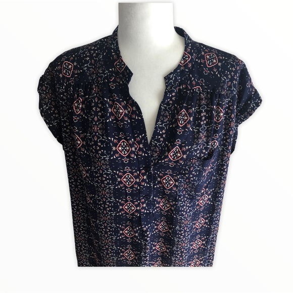 PLEIONE women’s v-neck floral front button top - Picture 5 of 7